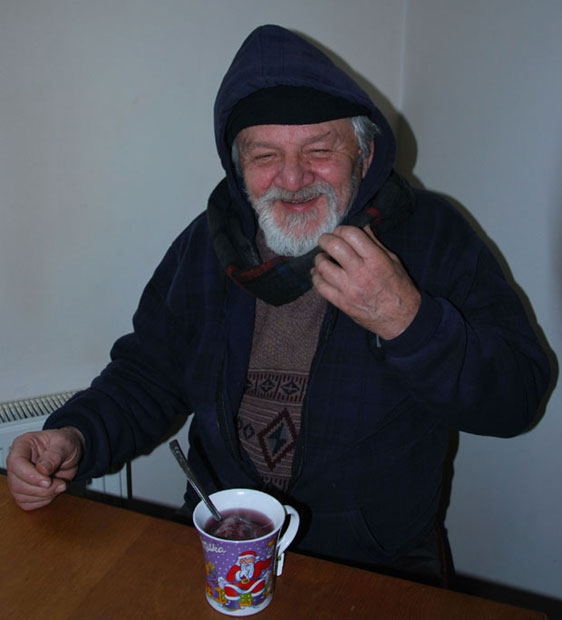 ВОЗАЧ КОЈИ ЈЕ САТИМА ВИСИО ИЗНАД РЕКЕ: Није ме уплашио амбис